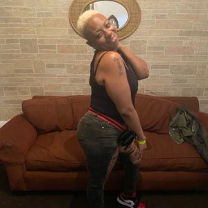 Meet your Posher, Lakeisha